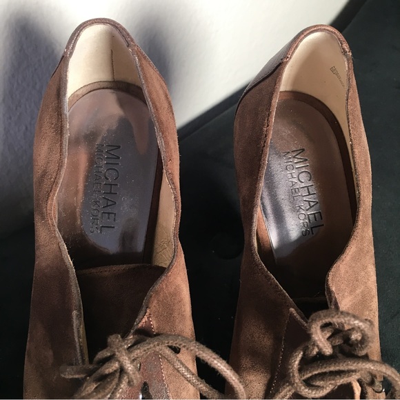 Michael Kors Suede Sophia Oxford Heels Size 9M - Picture 8 of 9